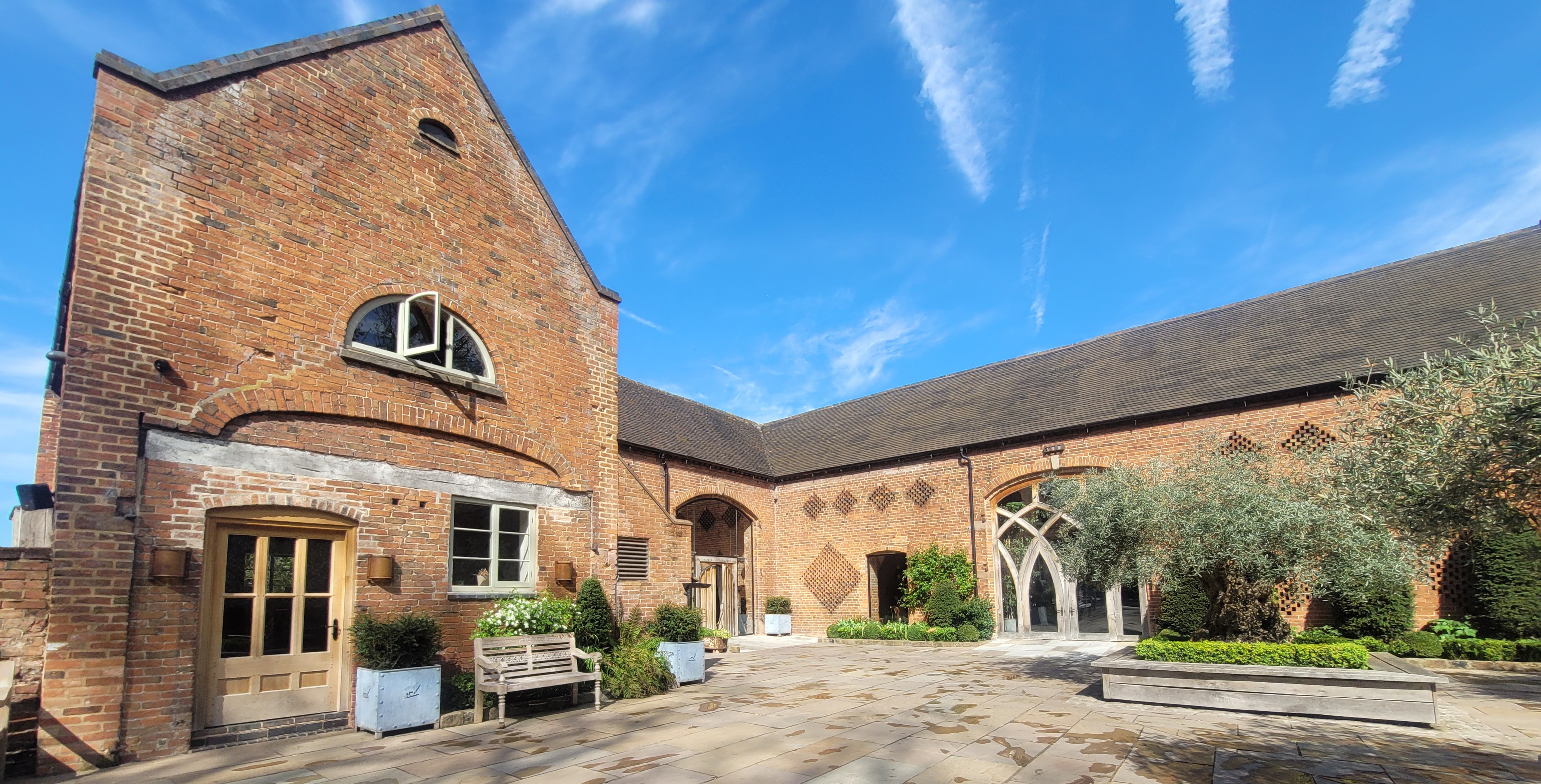 Venue surroundings